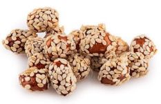 Арахис в кунжуте